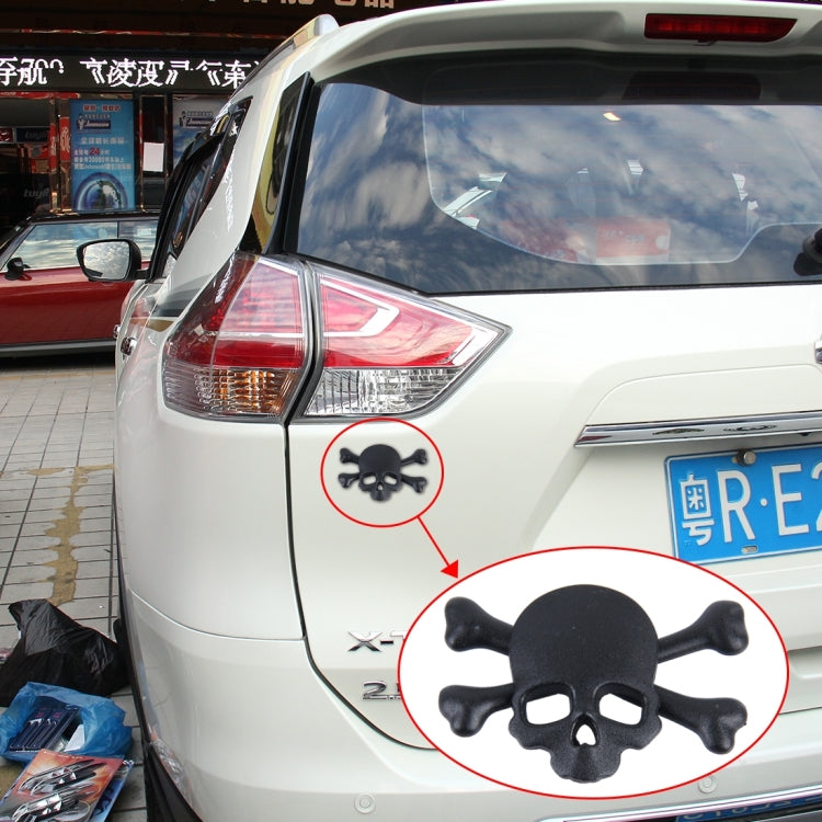 Skull And Cross Bone Shape Shining Metal Car Universal Sticker