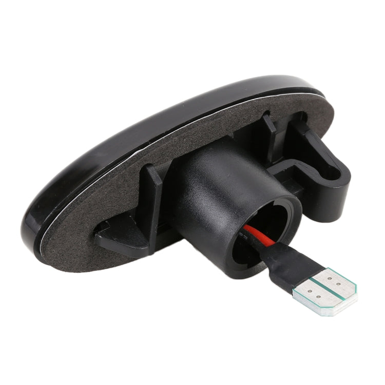 2 PCS DC12V / 3W Car LED Dynamic Blinker Side Lights Flowing Water Turn Signal Light for Nissan, Amber Light