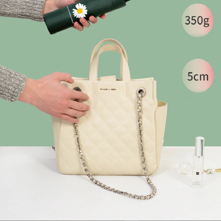 GD Daisy Vinyl Sunny And Rain Umbrella Anti-UV Shade Sunscreen Three Folding Umbrella