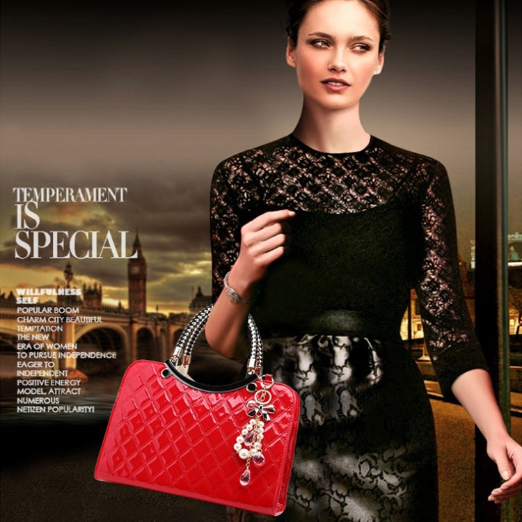 Large capacity PU Leather Diamond Pattern Ladies Handbag with Hanging Ornaments